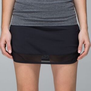 NWT Lululemon Size 2 Black Hotty Hot Skirt
